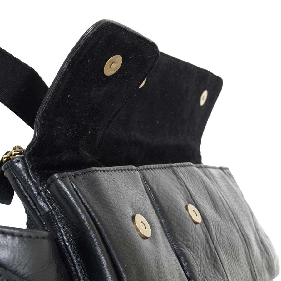 Кожаная сумка на пояс и на ремень POLA 0213 Black