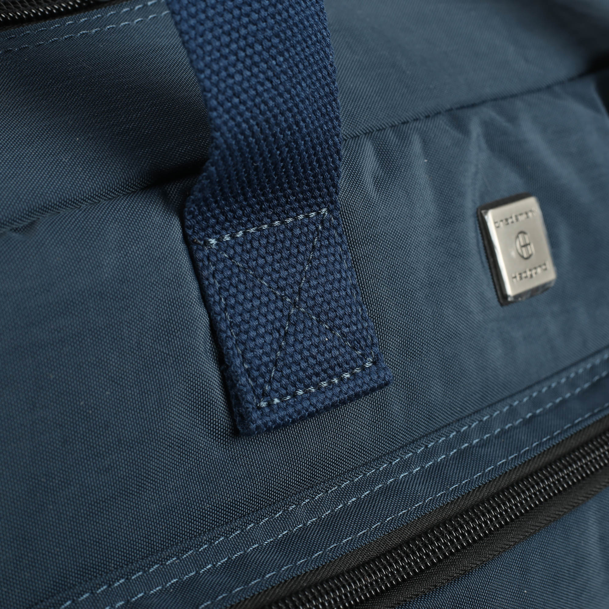 Дорожно-спортивная сумка  Hedgard 4166 Blue