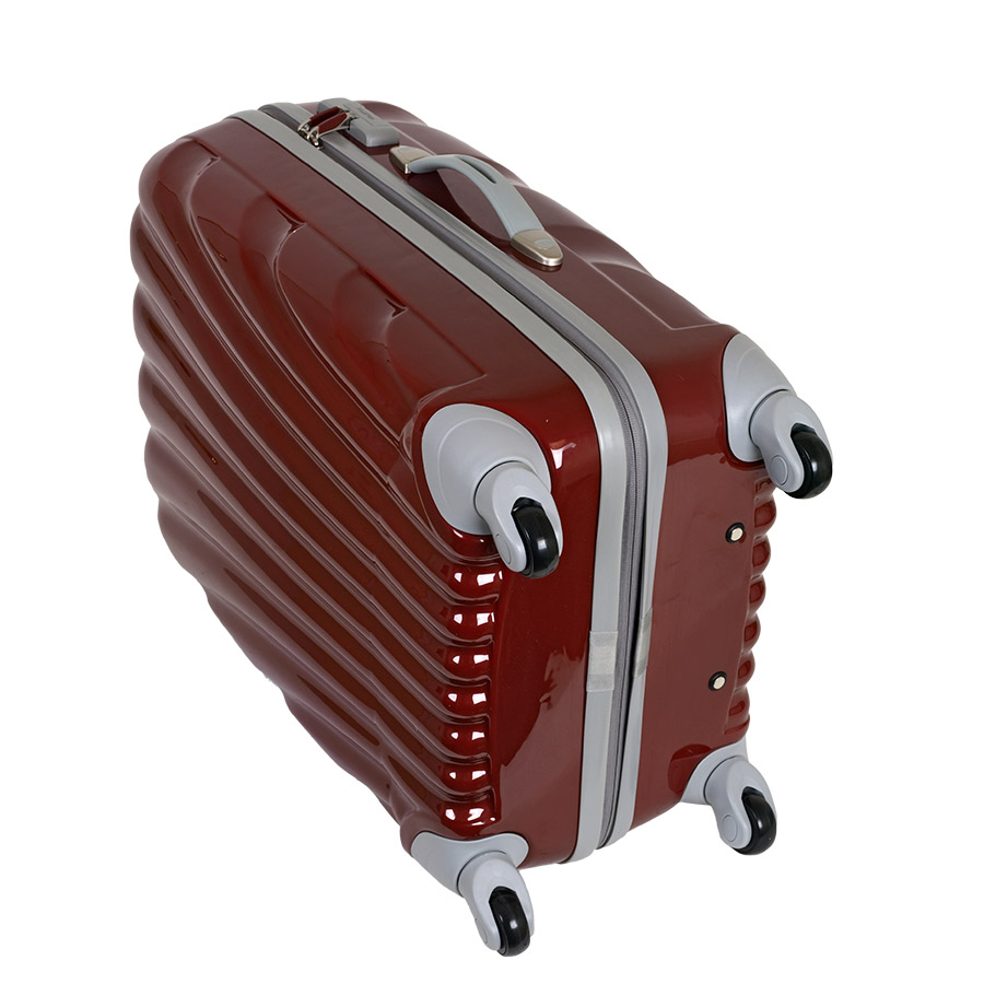 Чемодан пластиковый POLAR Р1124-20"