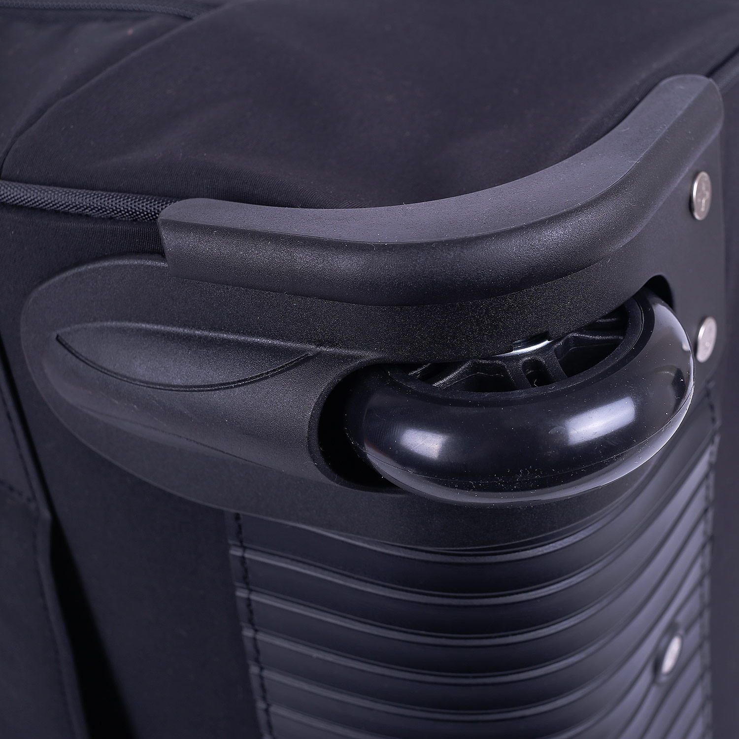 Сумка на колесах для ручной клади POLAR П7104 Black