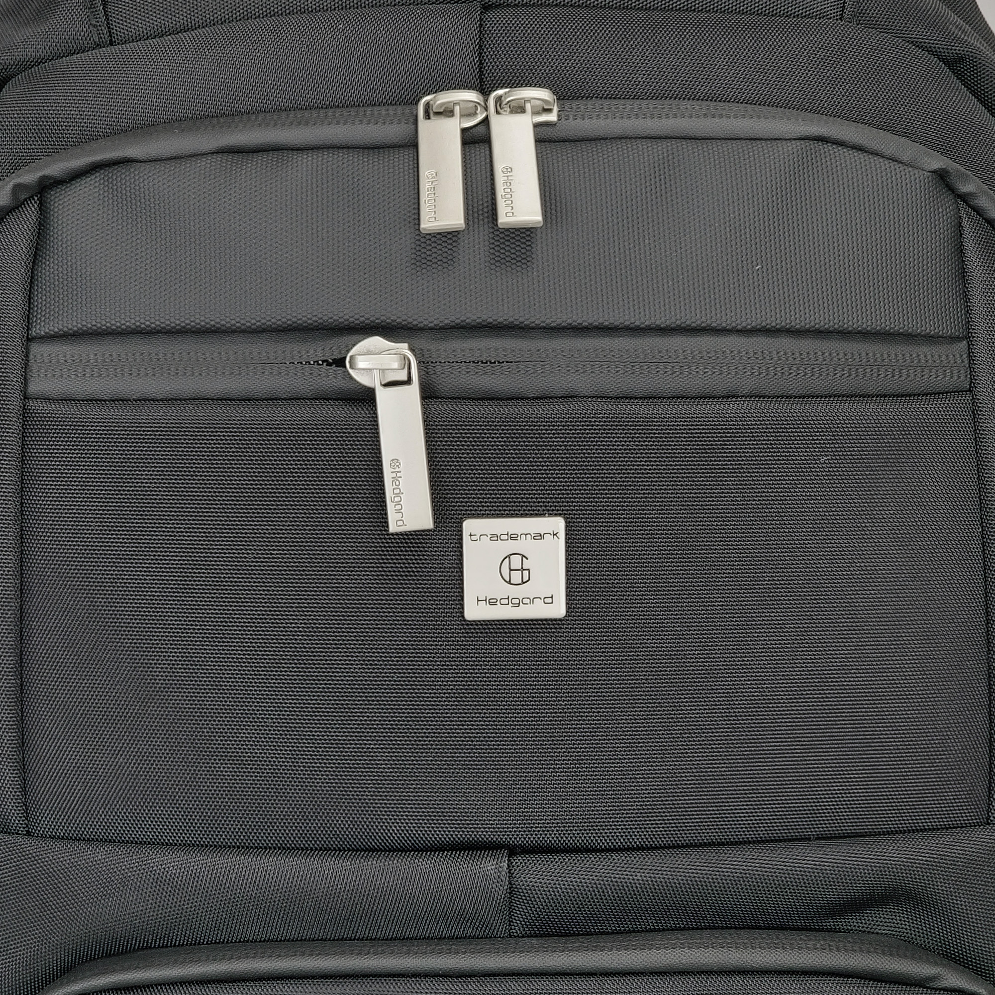 Городской рюкзак с двумя отделениями  Hedgard 23102 Black