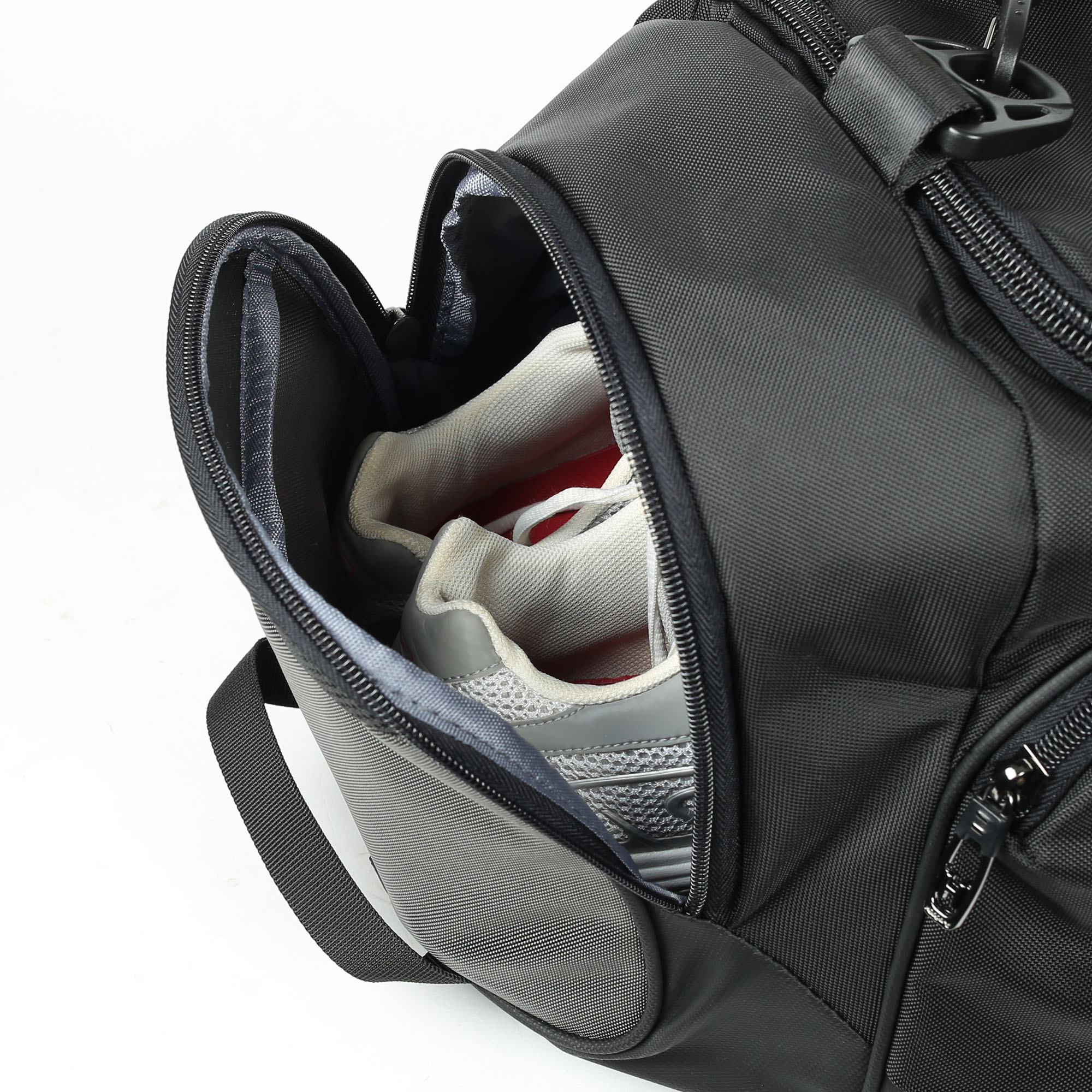 Дорожно-спортивная сумка  Hedgard 4178 Grey