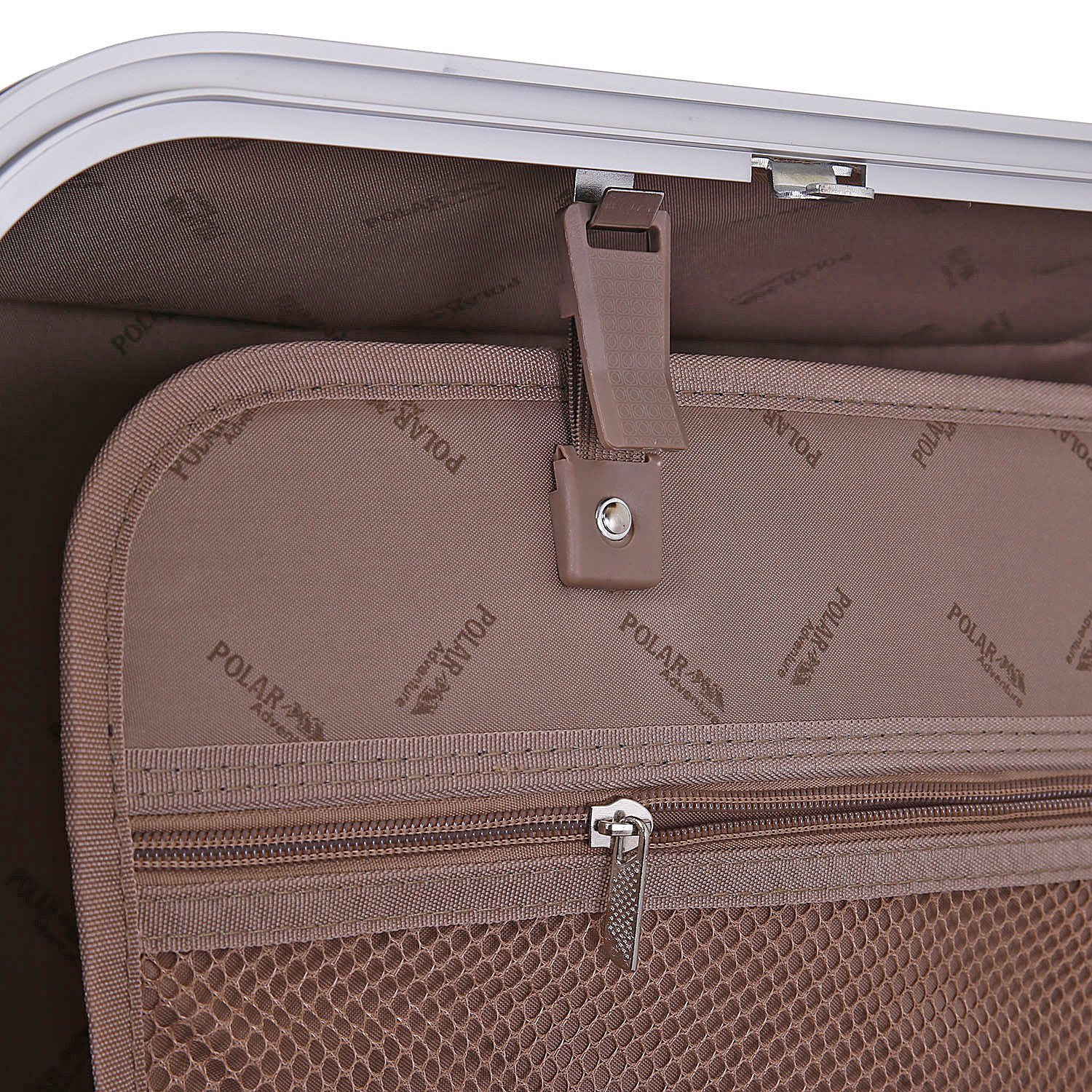 Чемодан-кейс, средний POLAR Р1145-25 Black