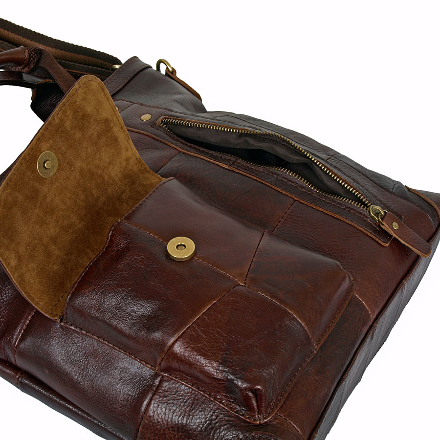 Вертикальная кожаная сумка POLA 0107 Coffee