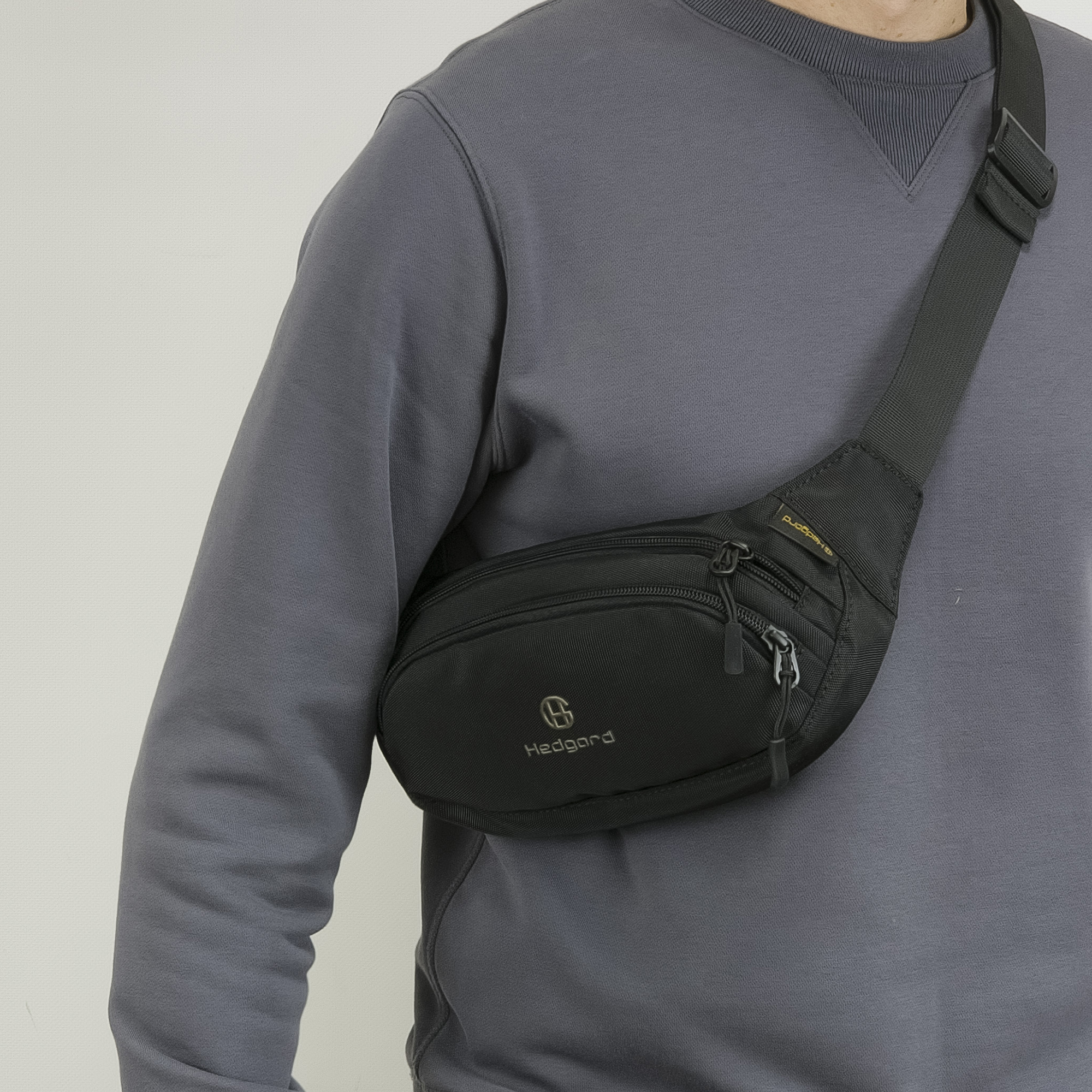 Сумка на пояс  Hedgard 4141-1 Black