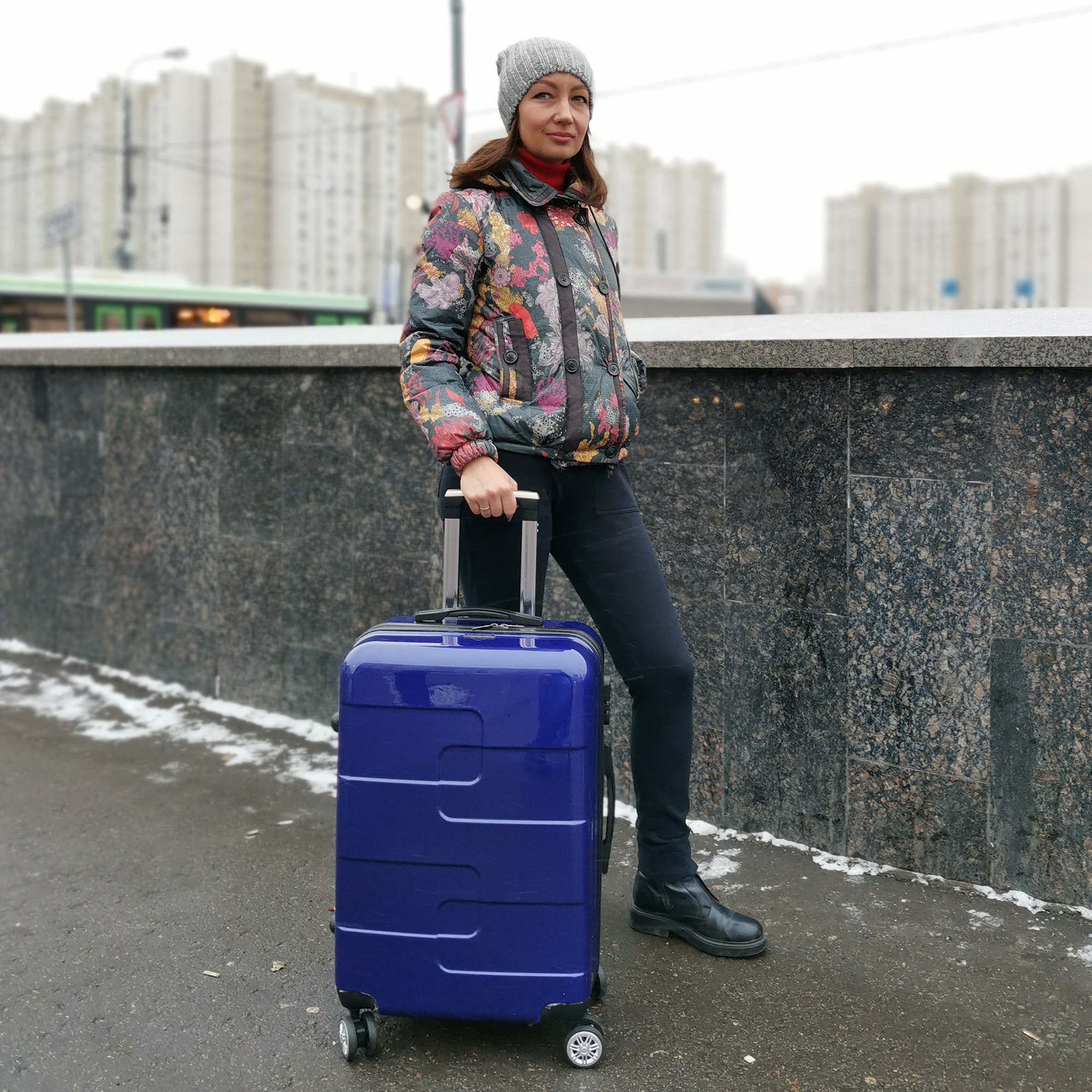 Чемодан средний POLAR Р110-24" Purple