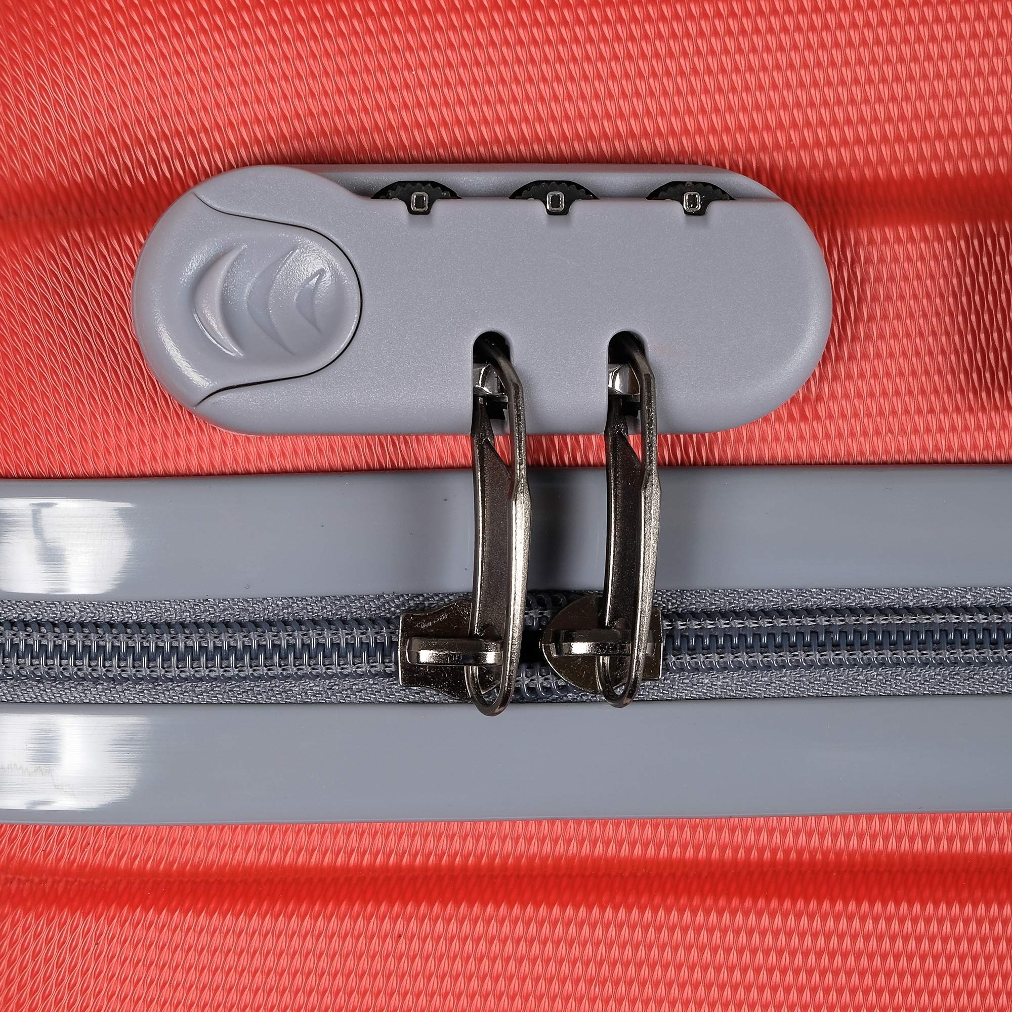 Чемодан средний POLAR РА056-23 Red