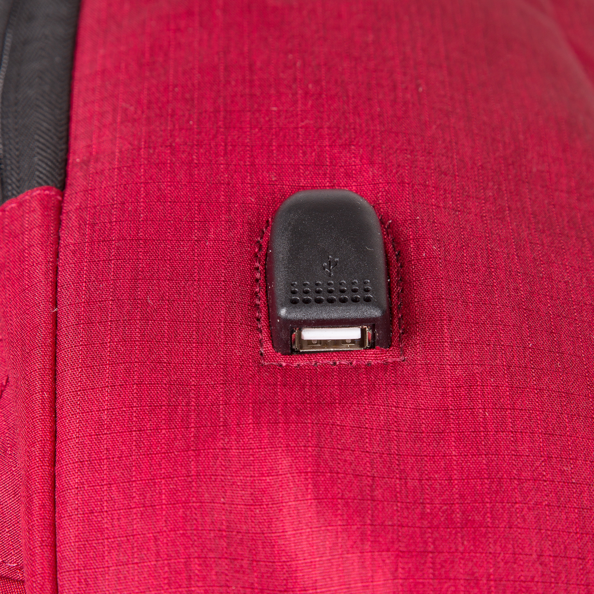 Рюкзак с USB портом POLAR К9173 Red