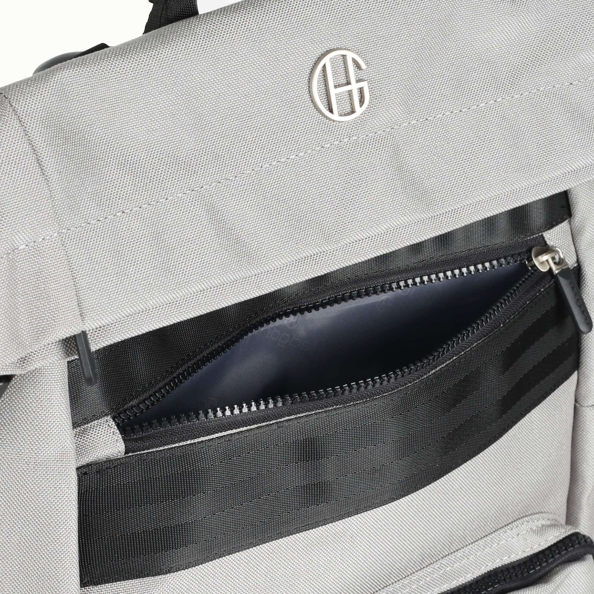 Рюкзак с защитой от кражи  Hedgard 17111 Silver