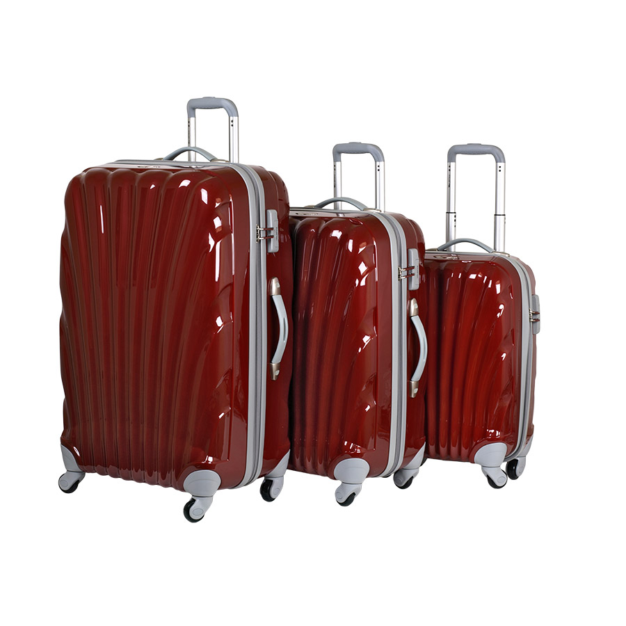 Чемодан пластиковый POLAR Р1124-20"