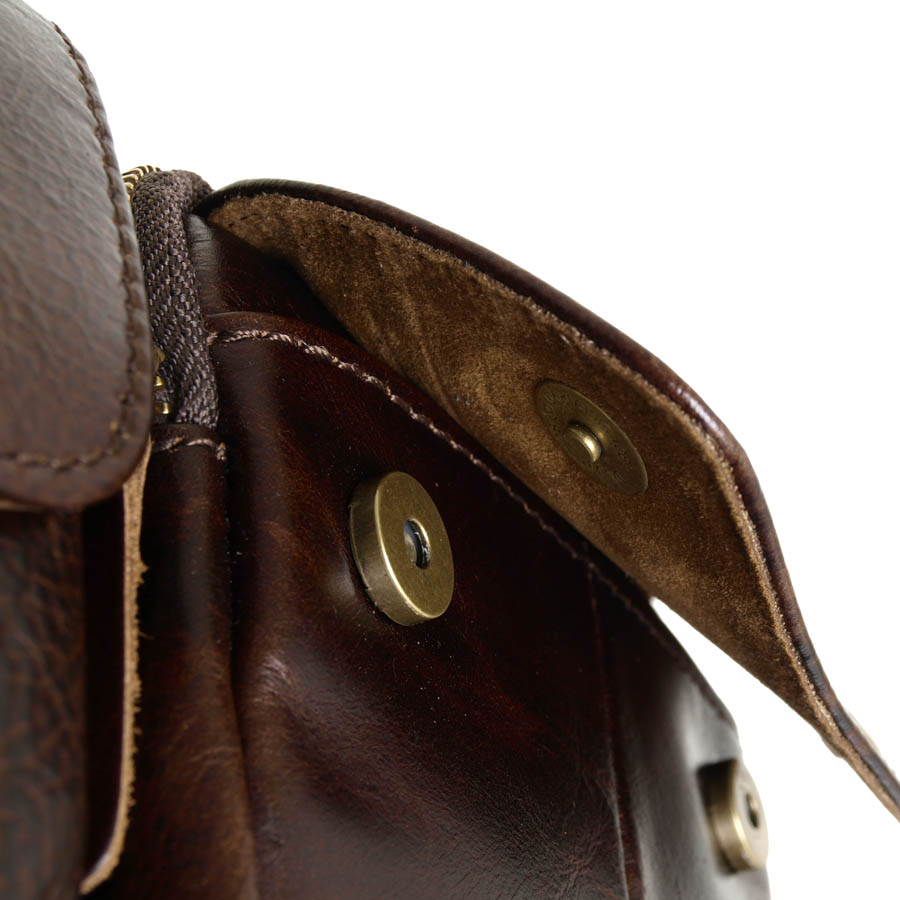 Кожаная сумка на пояс POLAR 21587 Coffee