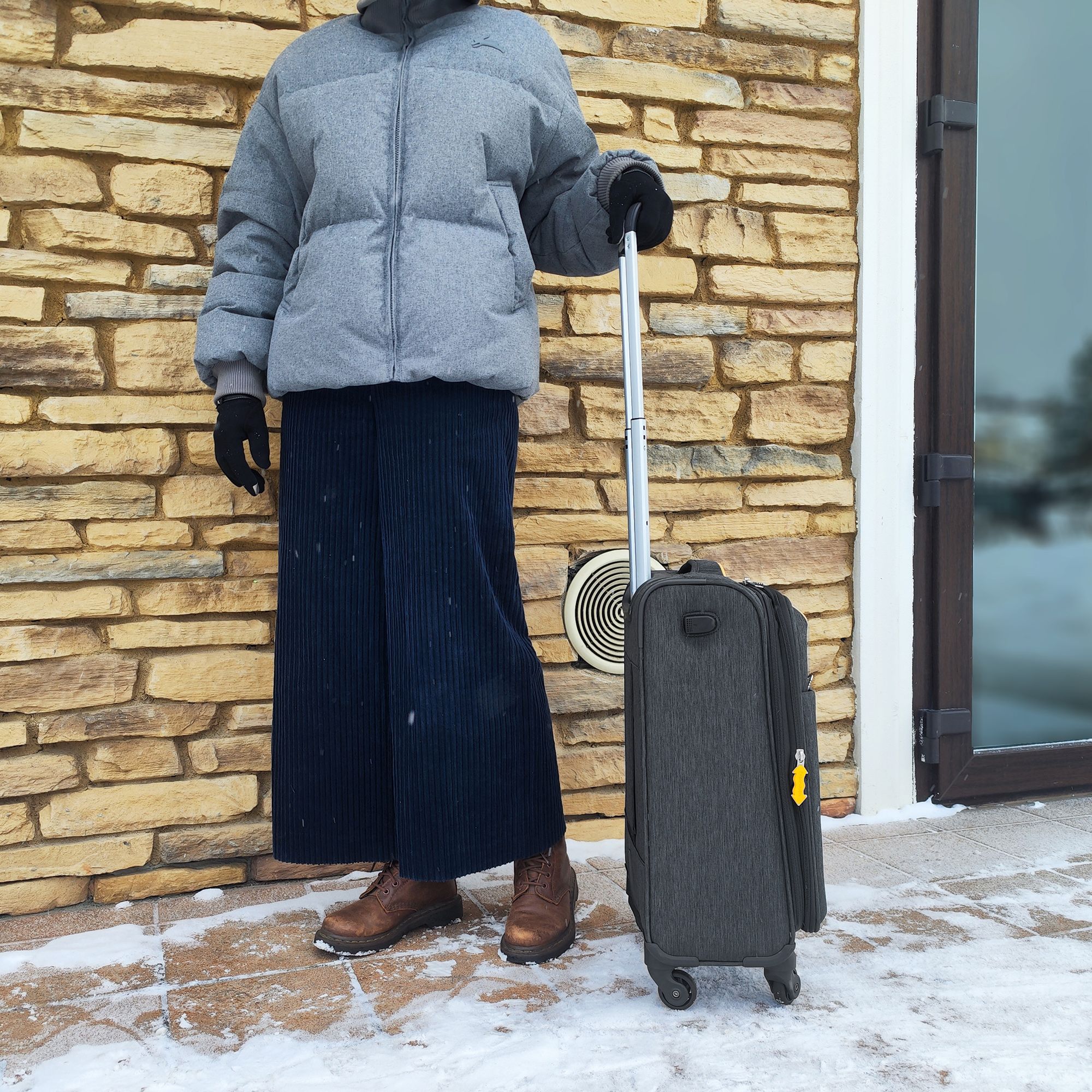 Чемодан малый POLAR Р1919-19 Blue