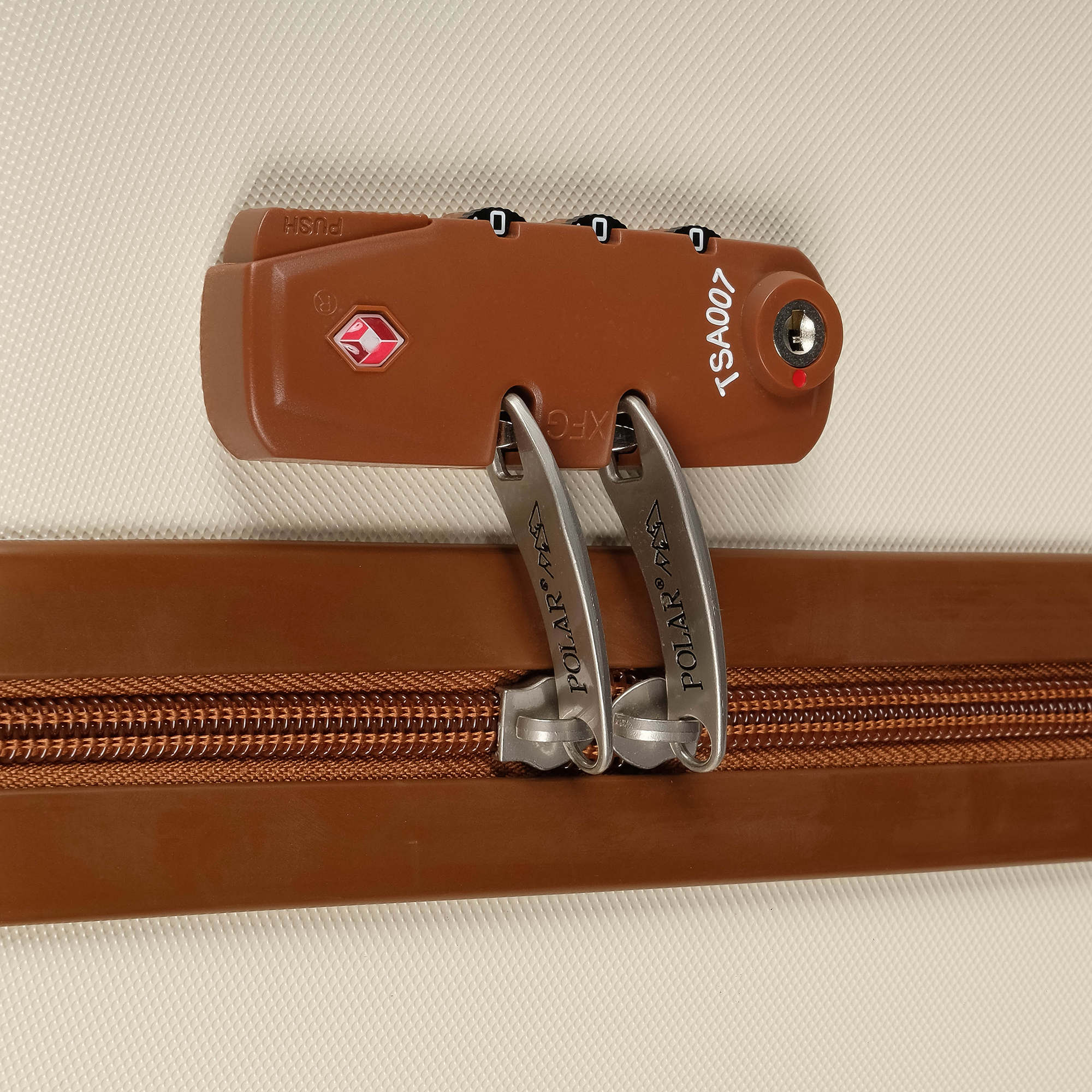 Чемодан большой POLAR РР5509-28" Coffee