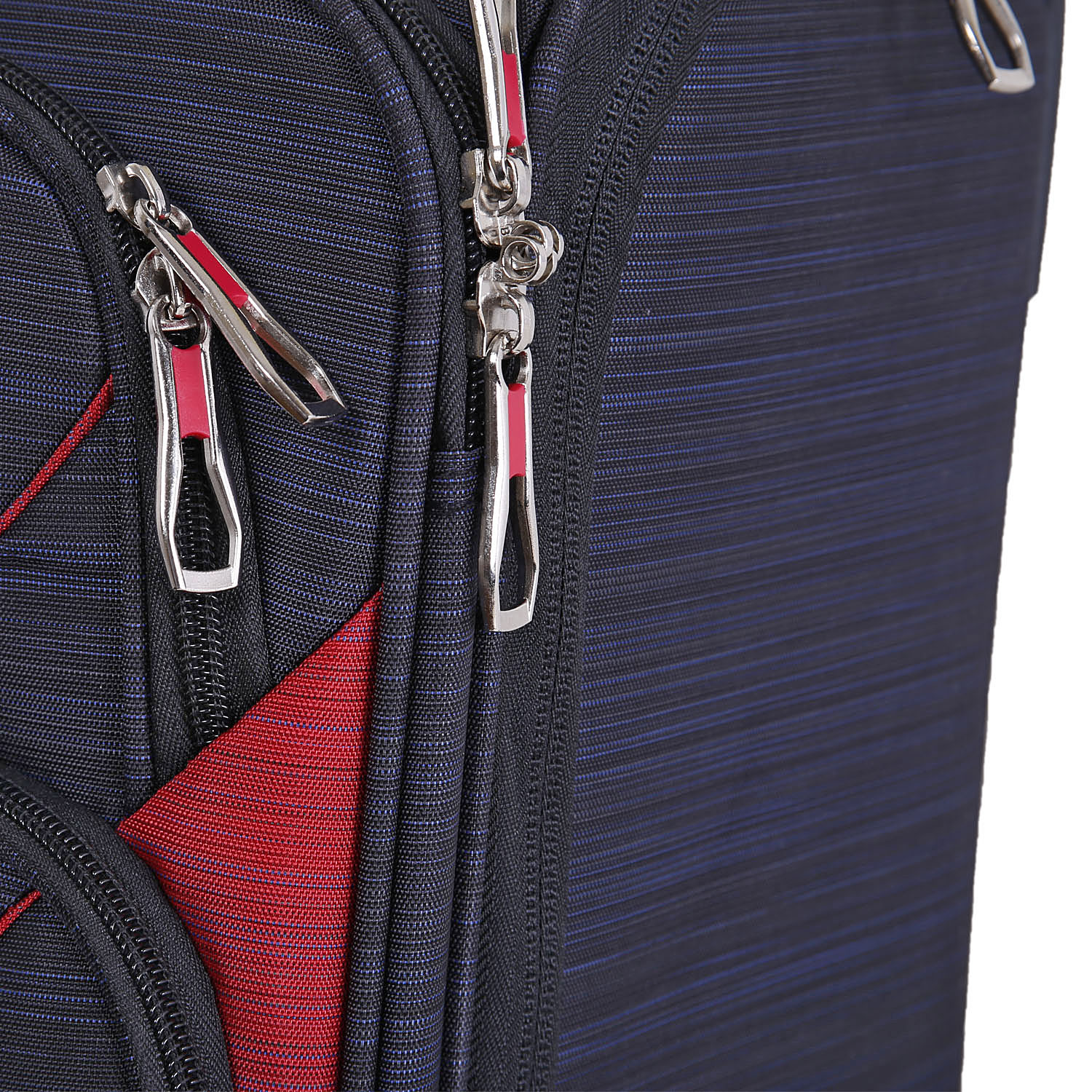 Чемодан на 4х колесах POLAR Р18А01-19" Black