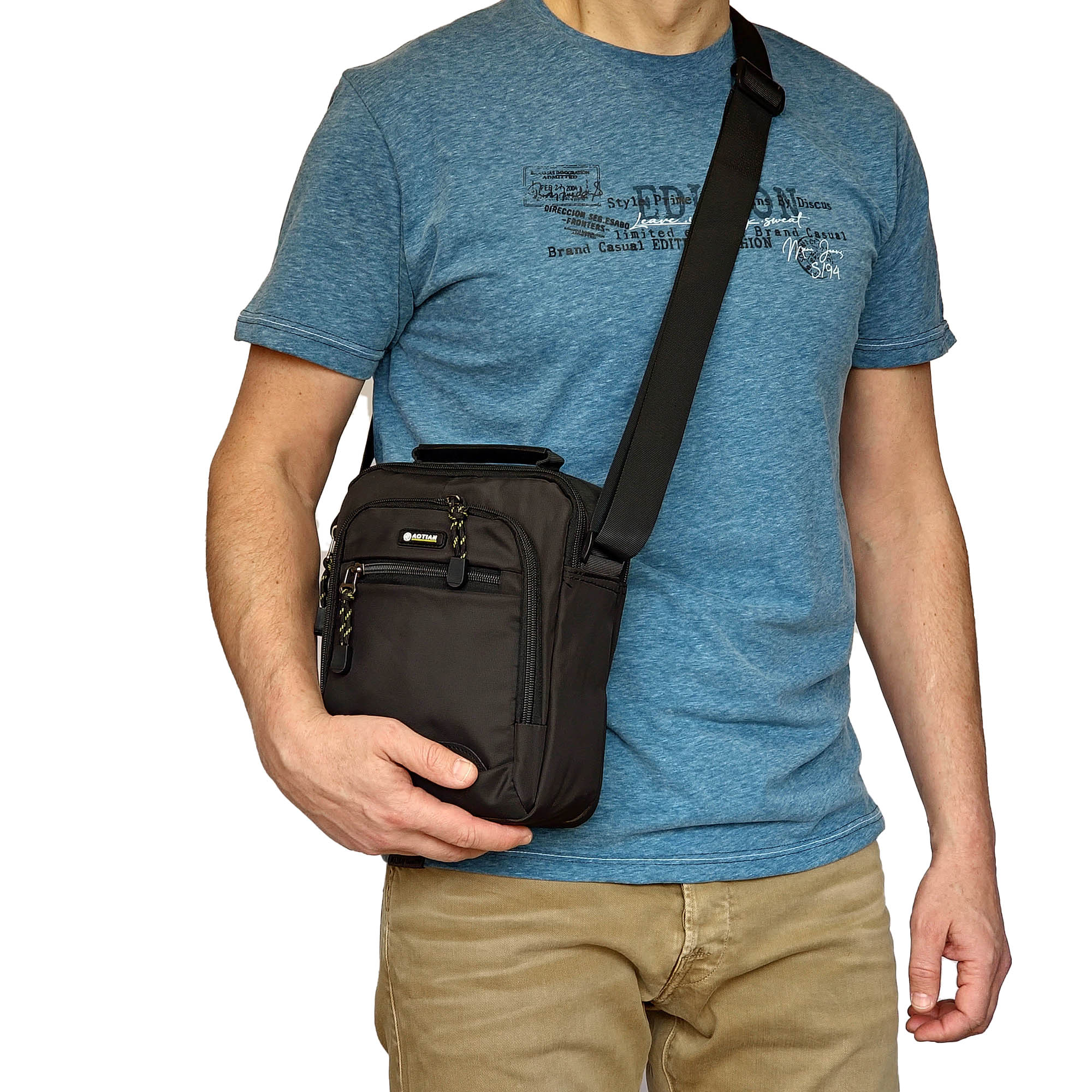 Мужская сумка через плечо AOTIAN 65352 Black