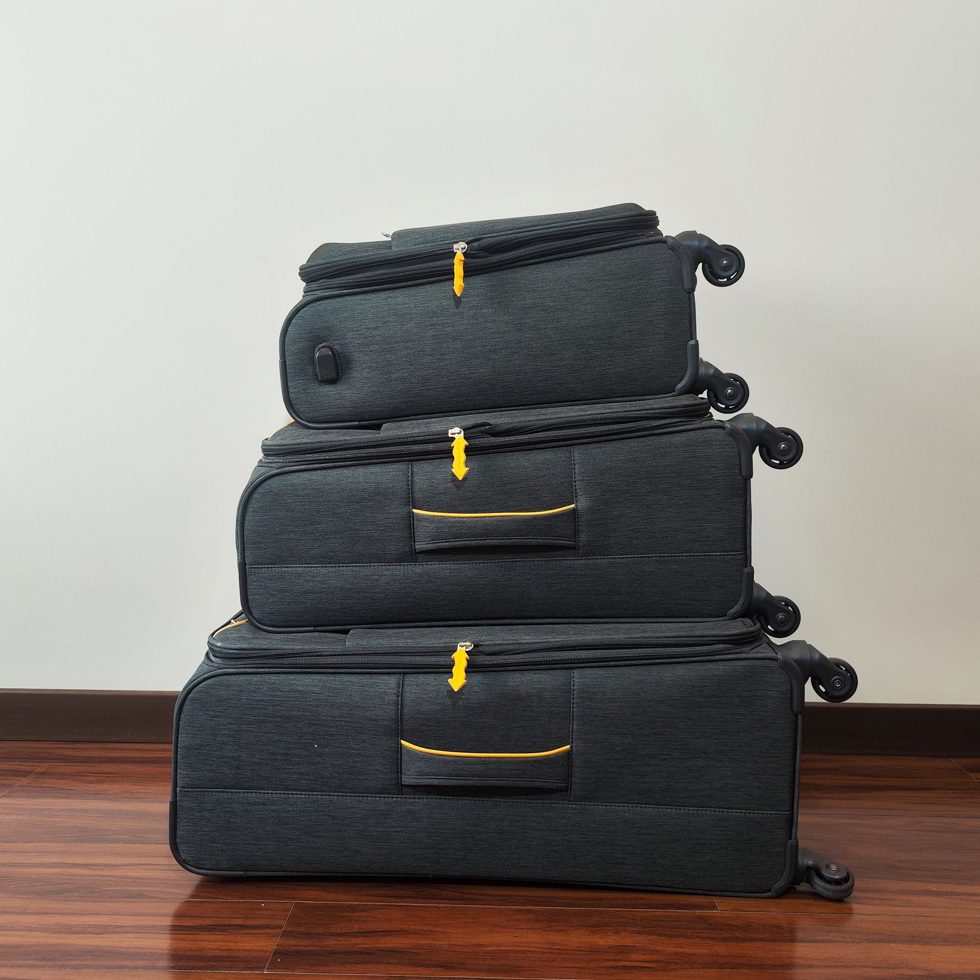 Чемодан большой POLAR Р1919-28 Coffee