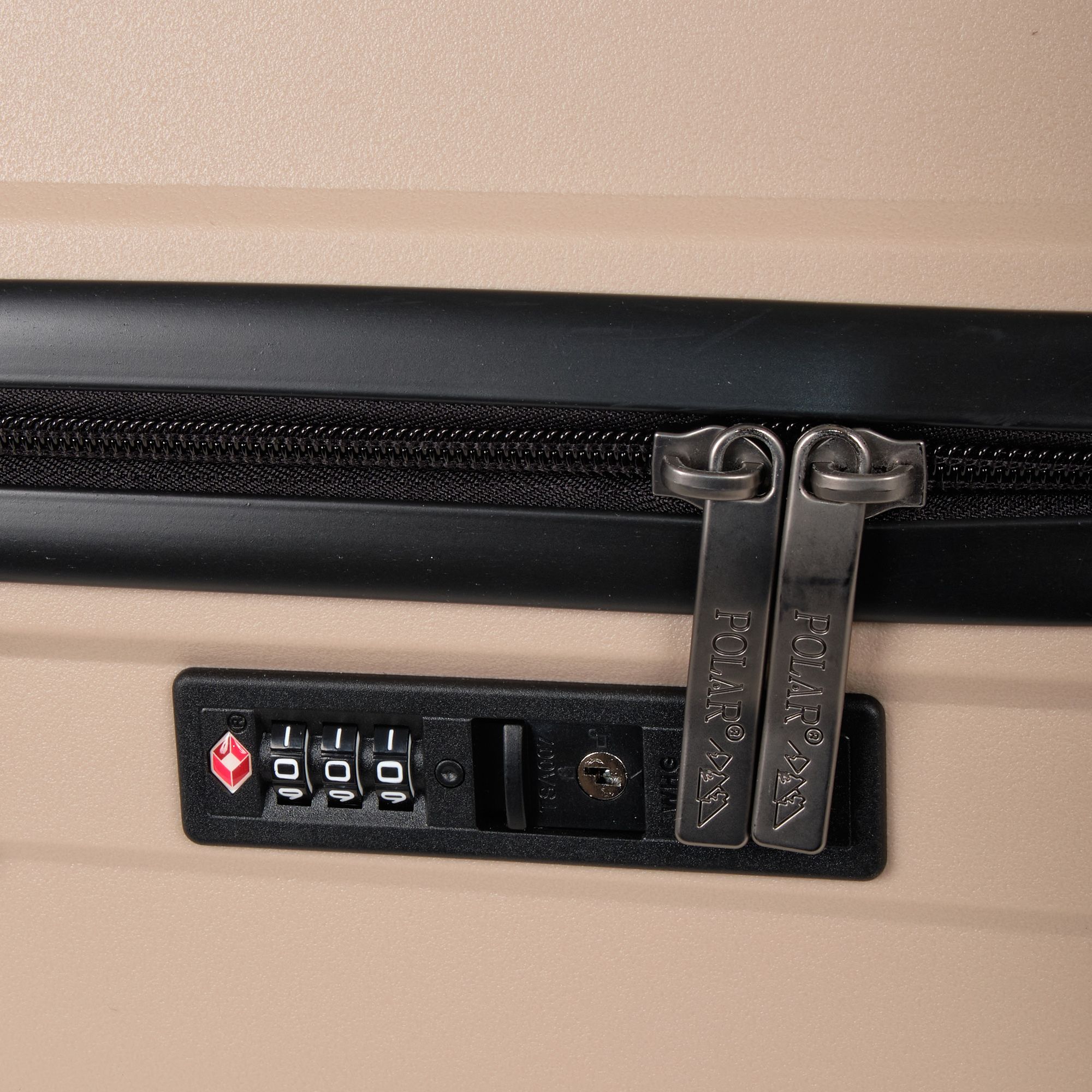 Чемодан для ручной клади POLAR РР823-20" Blue