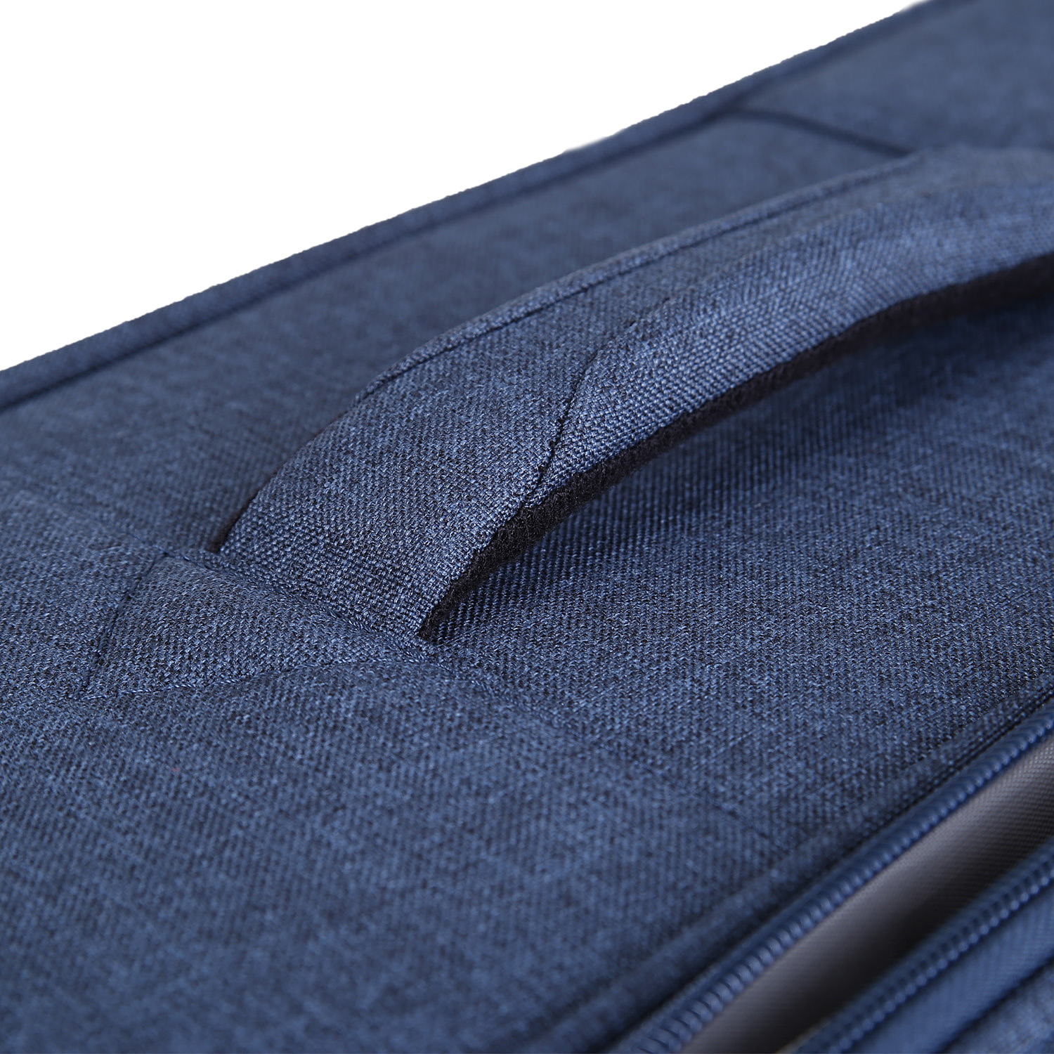 Чемодан на 4х колесах POLAR Р18А07-19" Blue