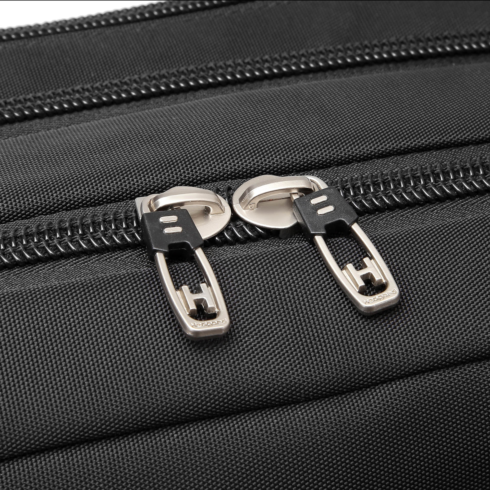 Мужская раздвижная сумка  Hedgard 1147-1 Black 17"