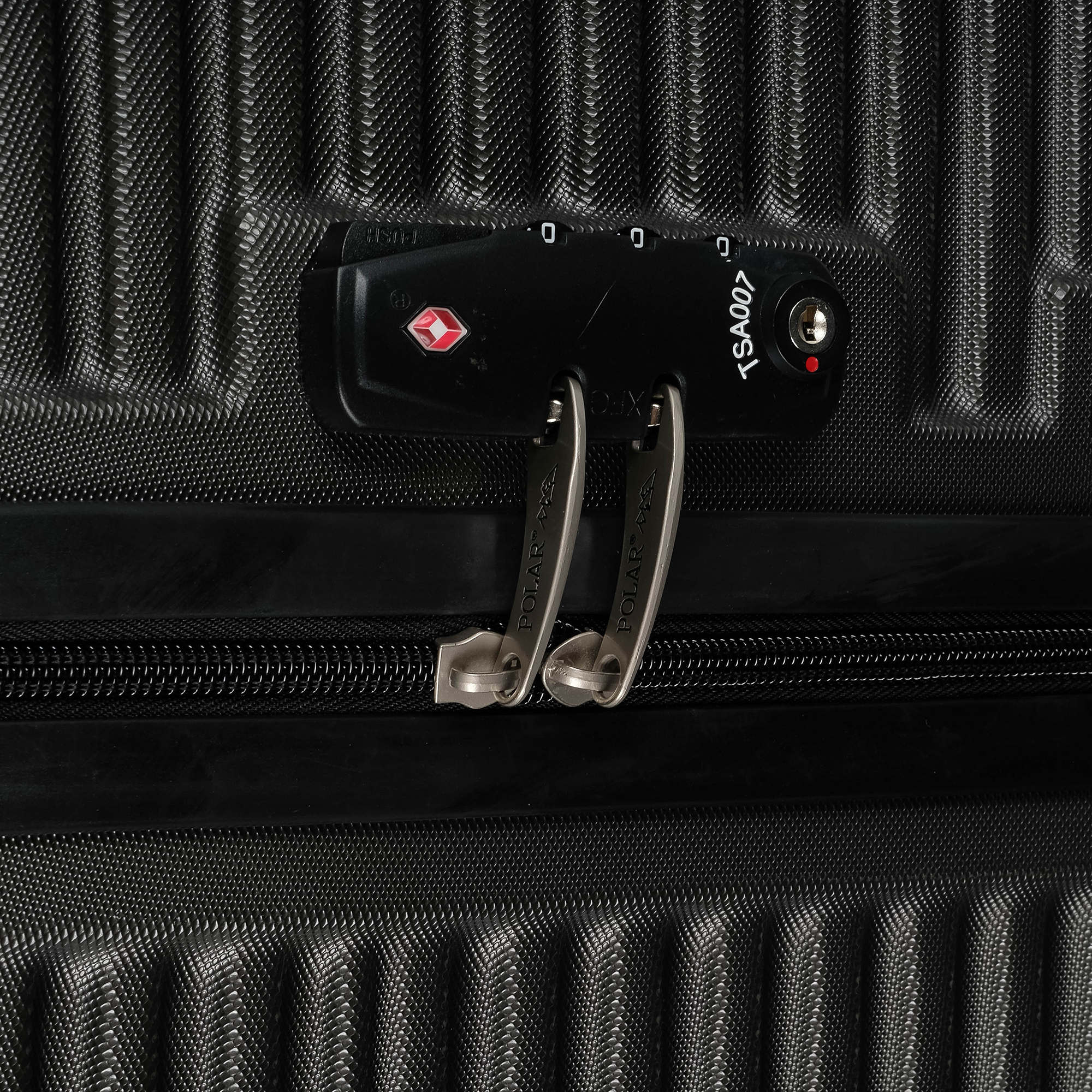 Чемодан большой POLAR РР5637-28" Coffee